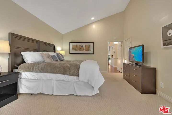 3800 Weatherly Circle, Westlake Village, California 91361