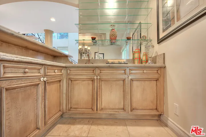 3800 Weatherly Circle, Westlake Village, California 91361