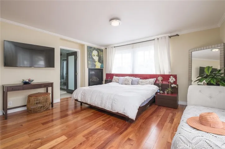 608 Sapphire Street, Redondo Beach, California 90277