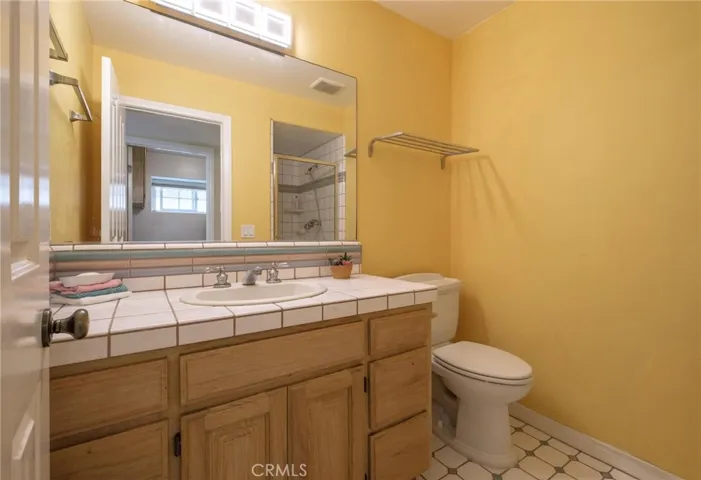 bathroom 4 -bottom floor