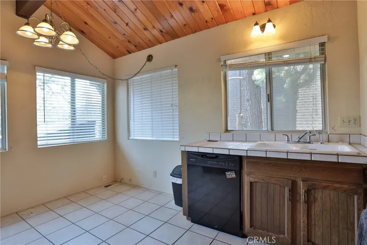24872 Matterhorn Court, Crestline, California 92325
