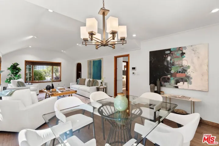 1621 Berkeley Street, Santa Monica, California 90404