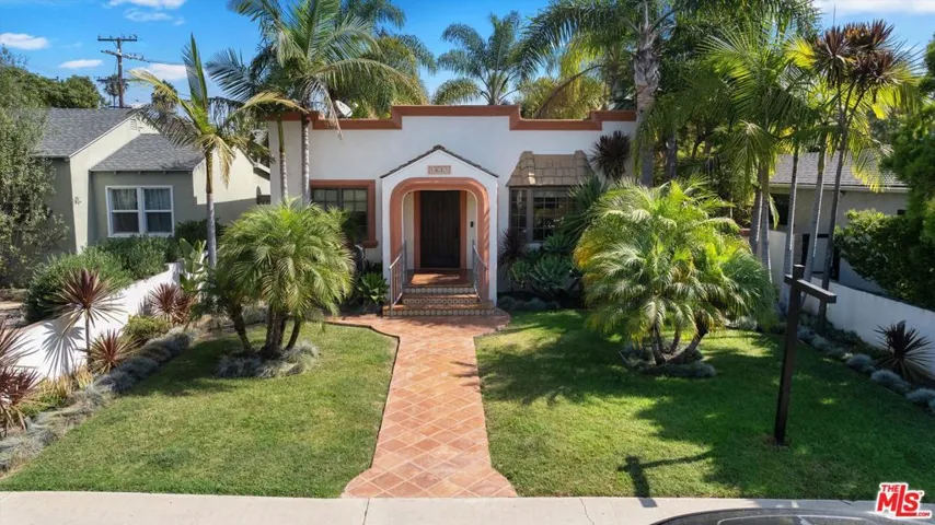 1621 Berkeley Street, Santa Monica, California 90404