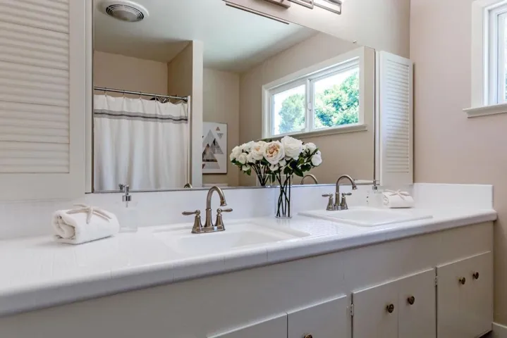 19644 Needham Lane, Saratoga, California 95070