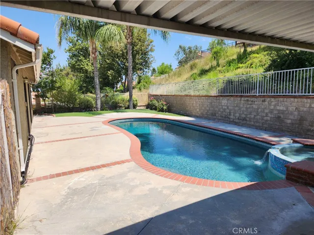 24802 Bracken Lane, Stevenson Ranch, California 91381