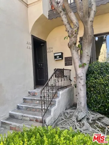 220 S Martel Avenue, Los Angeles, California 90036