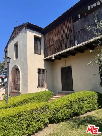 220 S Martel Avenue, Los Angeles, California 90036