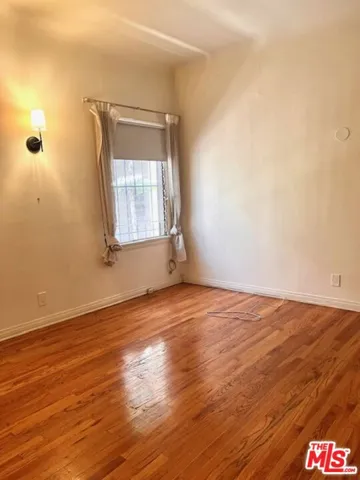 220 S Martel Avenue, Los Angeles, California 90036