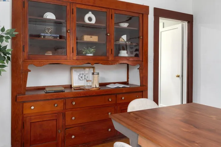 1342 61st Avenue, Oakland, California 94621-3918