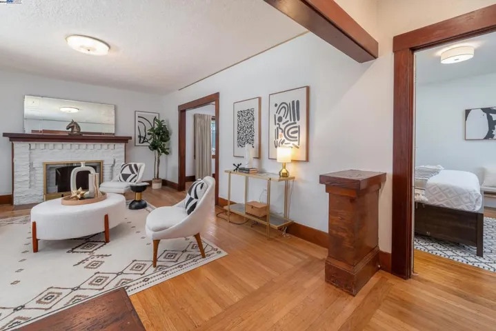 1342 61st Avenue, Oakland, California 94621-3918