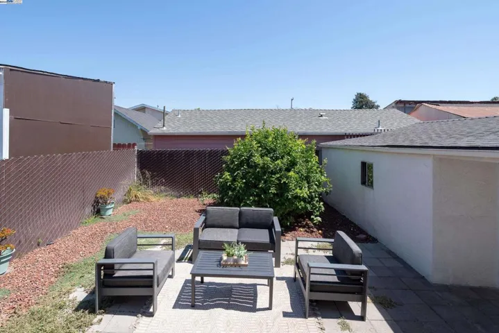 1342 61st Avenue, Oakland, California 94621-3918