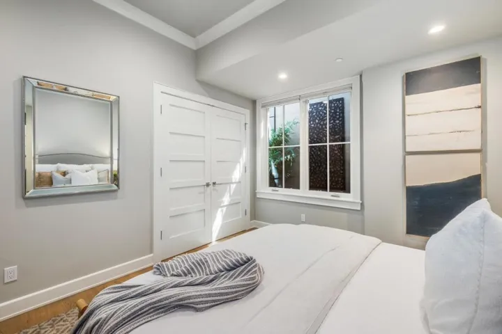 151 Seale Avenue, Palo Alto, California 94301