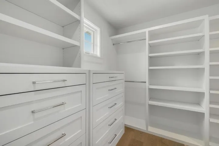 151 Seale Avenue, Palo Alto, California 94301