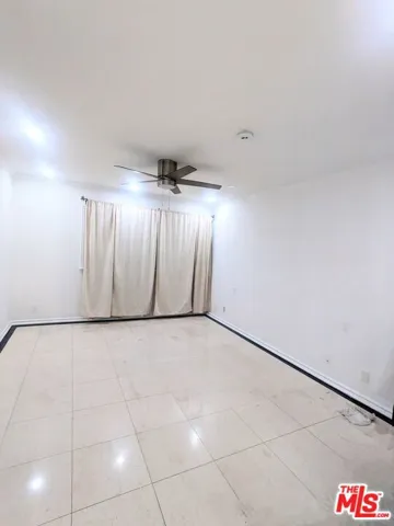 11656 Montana Avenue 101, Los Angeles, California 90049