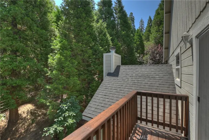 Second Bonus Room Deck