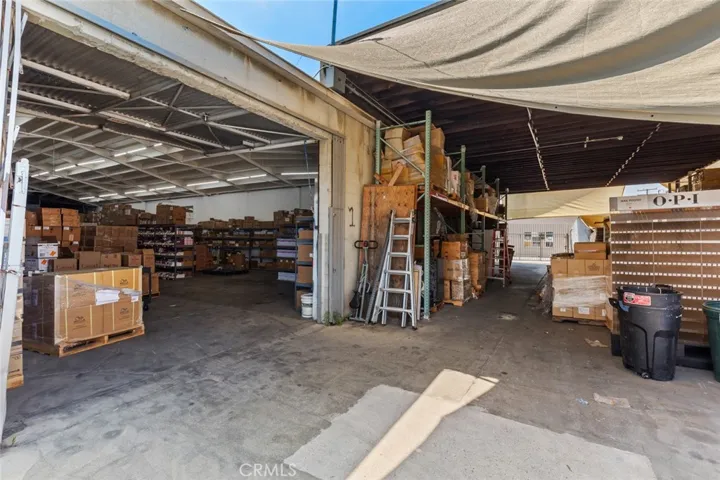 210 S Center Street, Santa Ana, California 92703