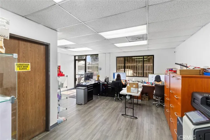 210 S Center Street, Santa Ana, California 92703