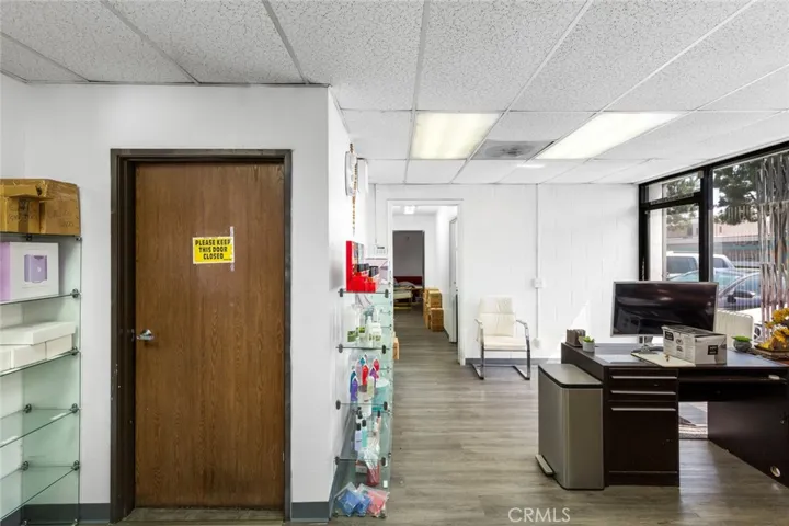 210 S Center Street, Santa Ana, California 92703