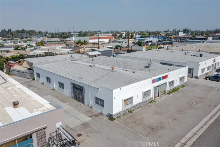 210 S Center Street, Santa Ana, California 92703