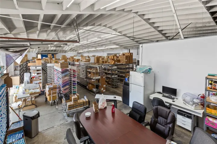 210 S Center Street, Santa Ana, California 92703