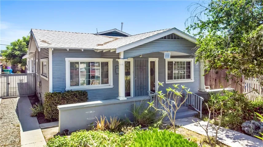 Open Sunday 7/21/24 1-4pm with Realtor Fred Van Allen