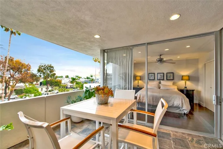 771 Avocado Avenue, Corona Del Mar, California 92625