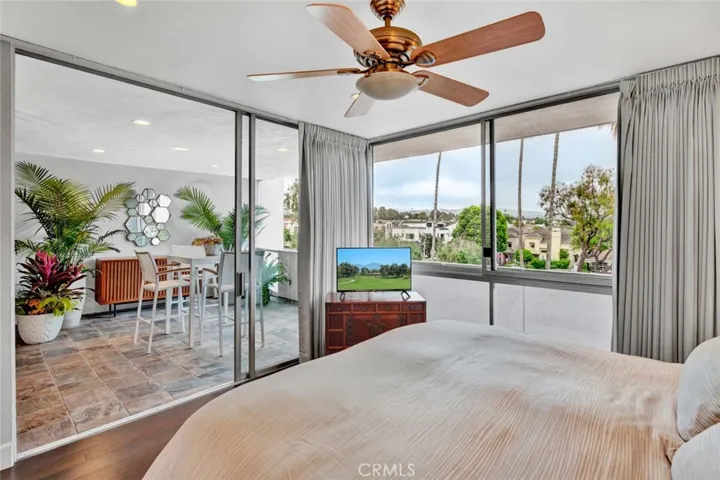 771 Avocado Avenue, Corona Del Mar, California 92625