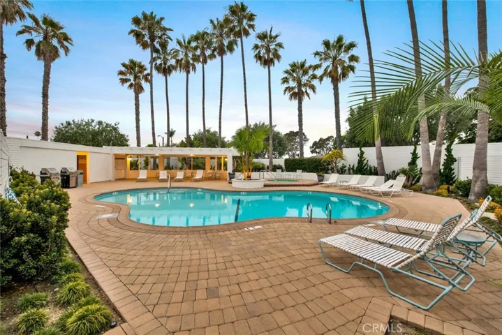 771 Avocado Avenue, Corona Del Mar, California 92625