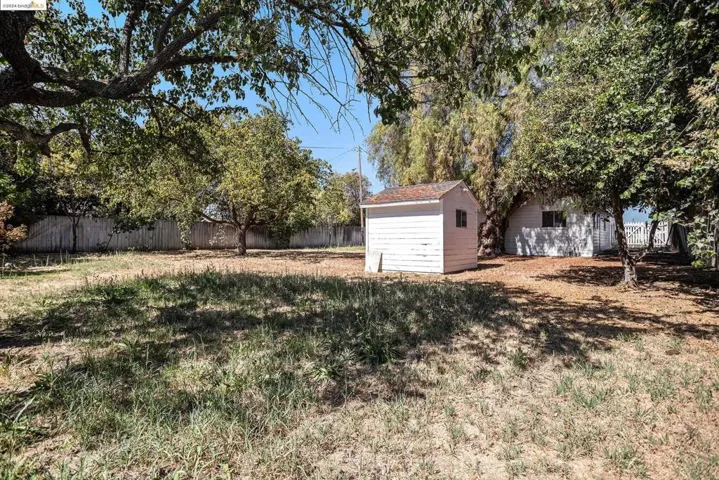 1503 D St, Antioch, California 94509