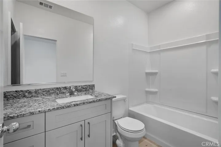 12326 Bear Ridge Way, Victorville, California 92392