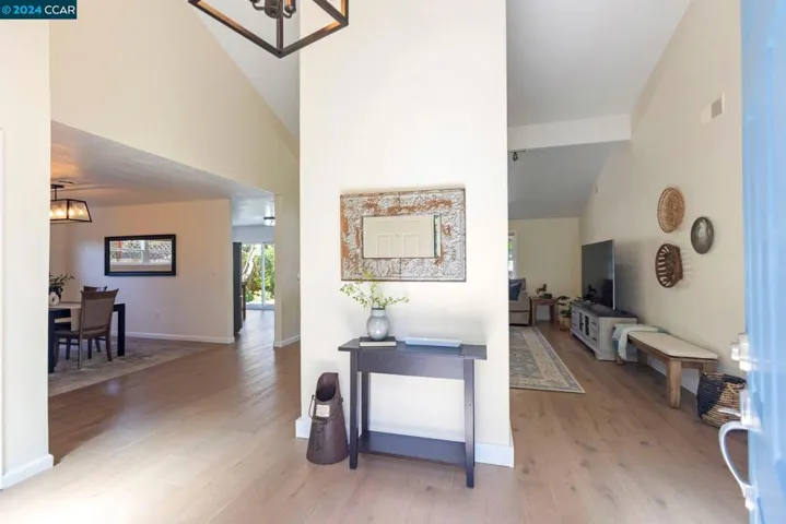 19321 Solano Ct, Sonoma, California 95476