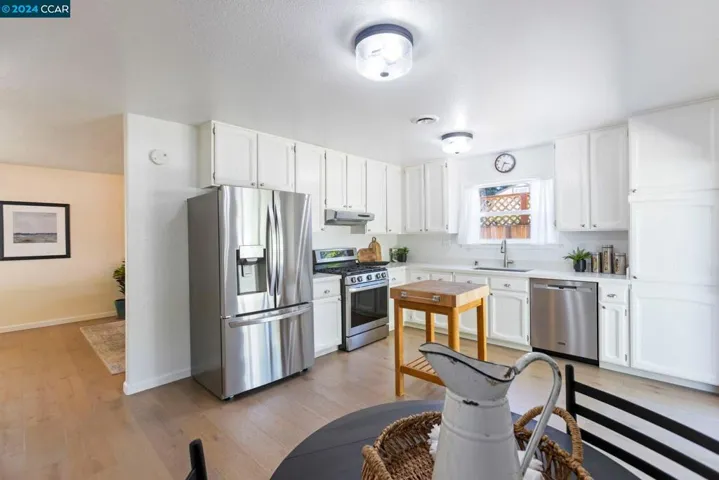 19321 Solano Ct, Sonoma, California 95476