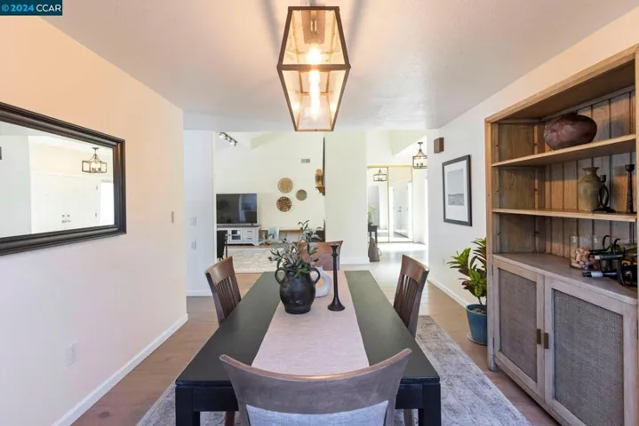 19321 Solano Ct, Sonoma, California 95476