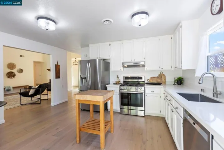 19321 Solano Ct, Sonoma, California 95476