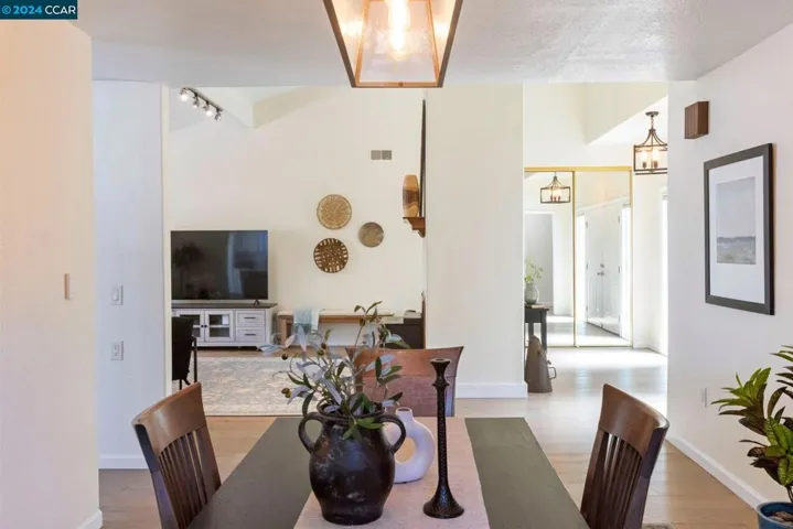 19321 Solano Ct, Sonoma, California 95476