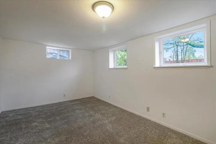 18 Monte Vista Road, Orinda, California 94563