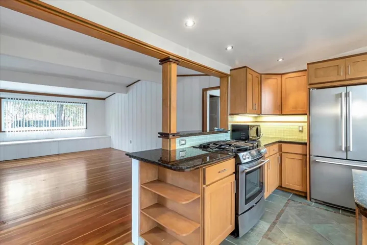18 Monte Vista Road, Orinda, California 94563