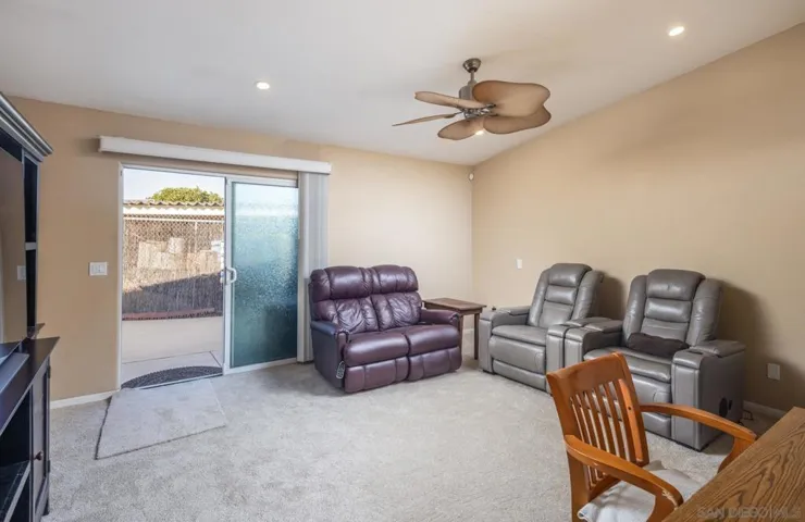 649 Moonlight Way, Ramona, California 92065
