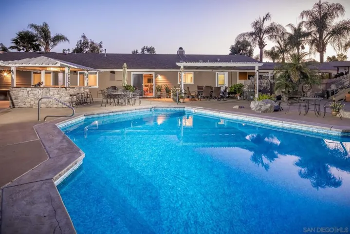 649 Moonlight Way, Ramona, California 92065