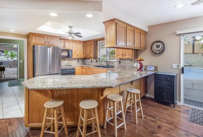 649 Moonlight Way, Ramona, California 92065