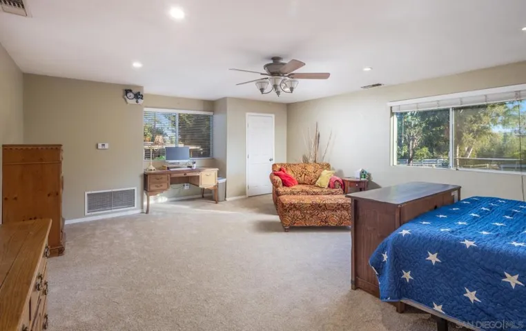 649 Moonlight Way, Ramona, California 92065