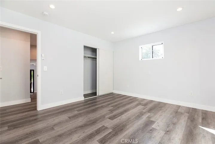 10621 Vanora Drive, Sunland, California 91040