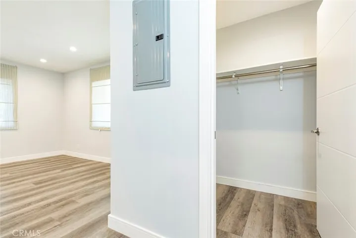 10621 Vanora Drive, Sunland, California 91040