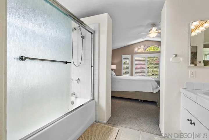 9802 Avenida Colino, Spring Valley, California 91977