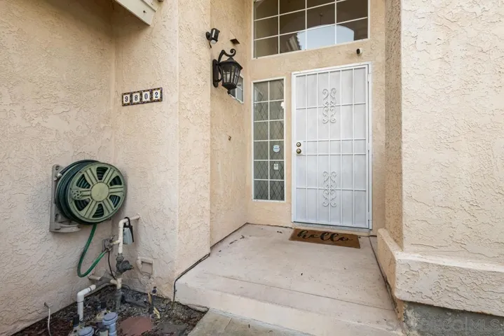 9802 Avenida Colino, Spring Valley, California 91977