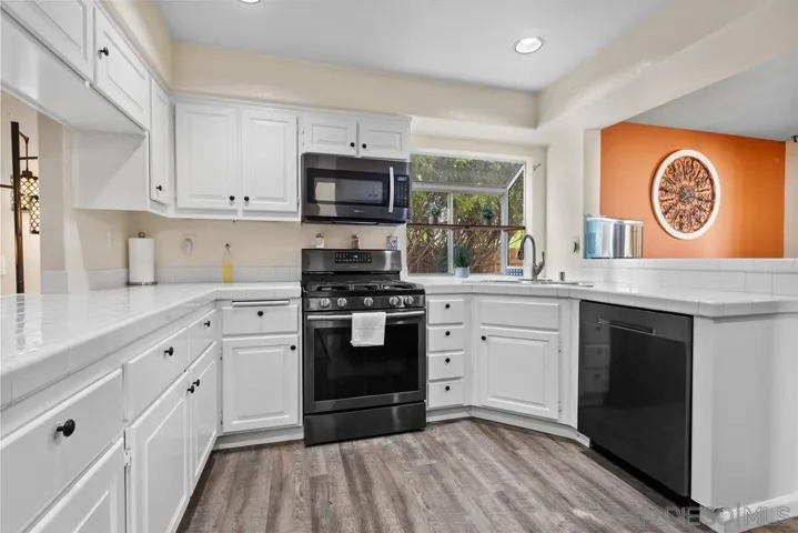 9802 Avenida Colino, Spring Valley, California 91977