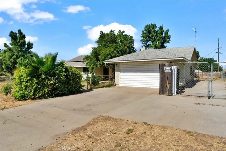 17346 Regal Drive, Madera, California 93638