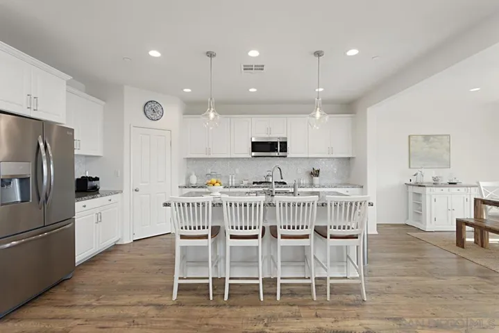 35610 Asturian Way, Fallbrook, California 92028