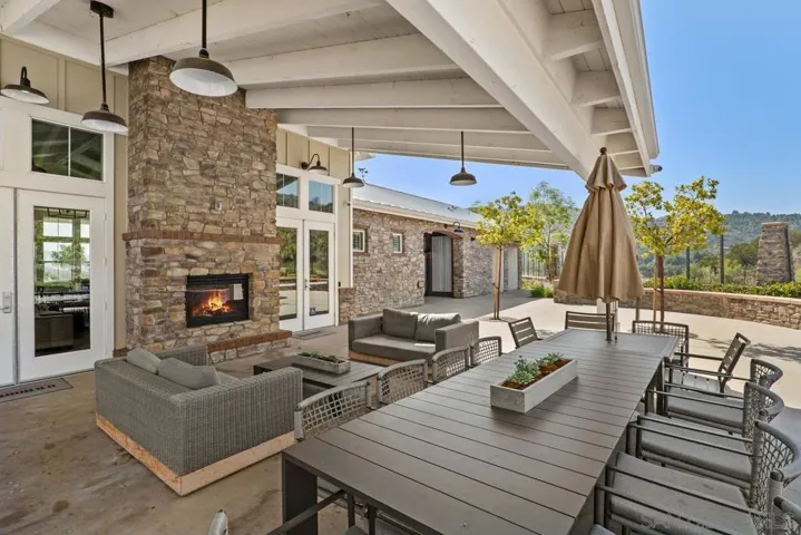 35610 Asturian Way, Fallbrook, California 92028