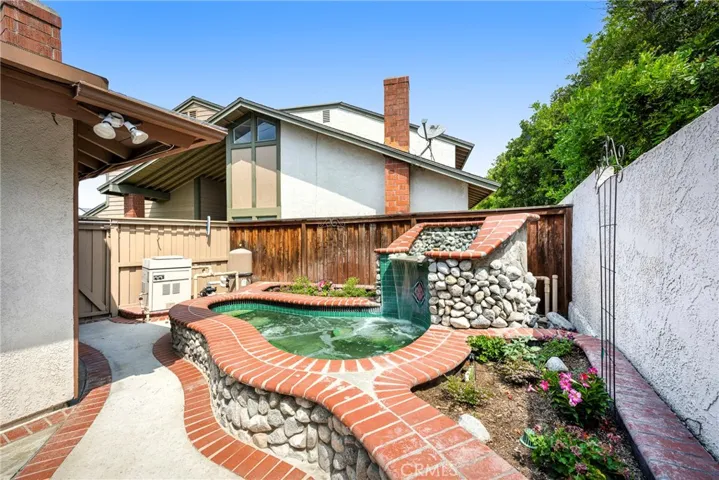6656 Vista Loma, Yorba Linda, California 92886